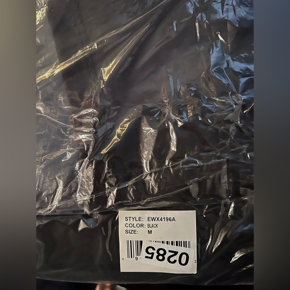 Aqua Athletic Black Leggings with Side Pockets and Mesh Leg Size XS-XL MSRP $68 - Picture 13 of 15